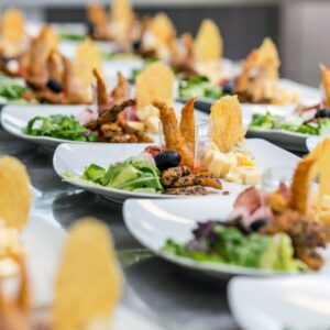 Mise en place elegante per banqueting e catering di matrimoni ed eventi